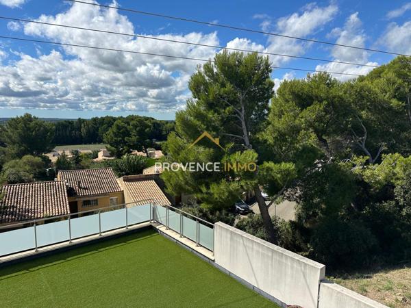 Salon-de-Provence (13300) Maison contemporaine familiale de 161m2 - quartier Val de Cuech - vue imprenable