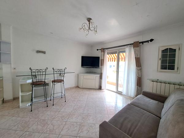 Studio 32 m² Hippodrome au calme