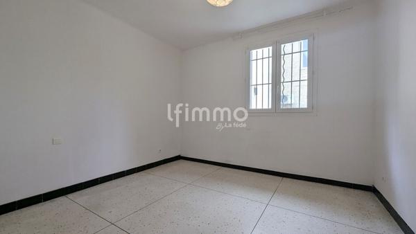 Arceaux/Agriculture : T4 de 74 m²+ 2 garages fermés