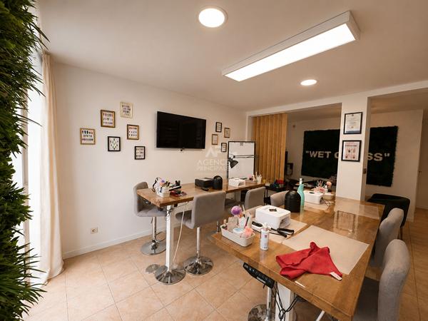 Appartement 2 pièces à vendre à Saint-Germain-en-Laye, centre-ville 340 000 € **  - Référence  18344
