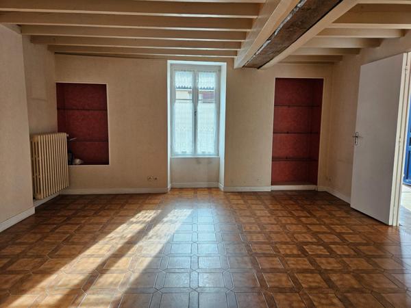 Maison à ALENCON, 61000 - 6 pièces 118m²