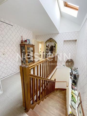 A vendre Maison de 6 pièces de 183 m² à Plaisir - Quartier centre ville-village