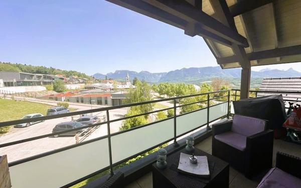 Appartement à vendre    4 pièces • 74 m2 Groisy