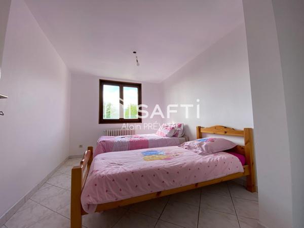 Vue dégagée, terrain 987 m²