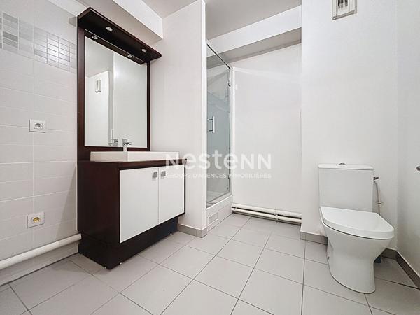 ISSY LES MOULINEAUX - FORT D'ISSY - A vendre un appartement 2 pièces au dernier étage avec une vue dégagée sans vis à vis