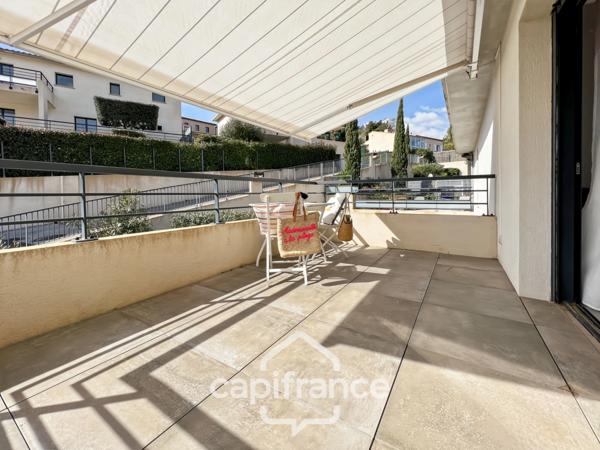 Appartement à vendre 1 pièces BORMES LES MIMOSAS (83), résidence standing, Terrasse sud + PARKING COUVERT + CAVE