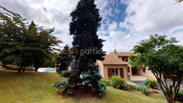 Vente Maison160 m² - 7 Pièces - BRESSUIRE (79300)