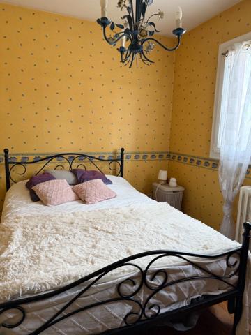 Maison familiale, 5 chambres, proximité bus et commerces