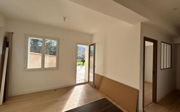 Appartement à vendre    2 pièces • 33,43 m2 Fontaines-sur-Saône