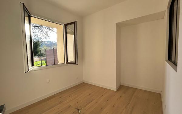 Appartement à vendre    2 pièces • 33,43 m2 Fontaines-sur-Saône
