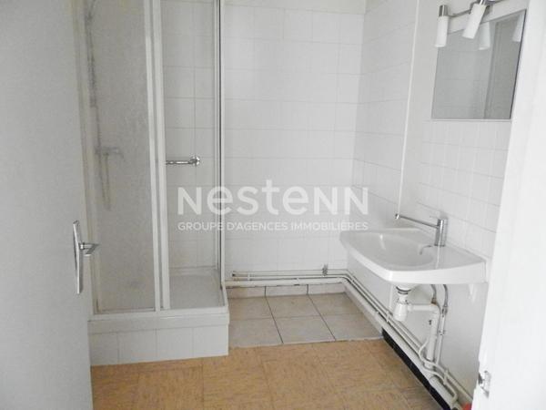 Appartement * 42 M² * 19200 Ussel * 346  € * 100  € * 446  €