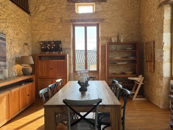 Saint-Clar (32380) MAISON ANCIENNE EN PIERRE RÉCEMMENT RÉNOVÉE, AVEC MAISON D’AMIS, PISCINE ET JARDIN CLÔTURÉ, SUR PRÈS DE 8 000