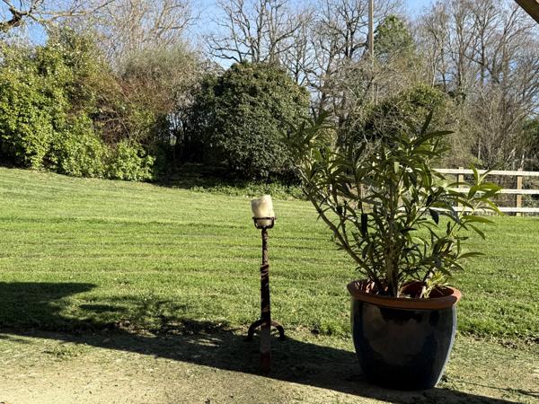 Saint-Clar (32380) MAISON ANCIENNE EN PIERRE RÉCEMMENT RÉNOVÉE, AVEC MAISON D’AMIS, PISCINE ET JARDIN CLÔTURÉ, SUR PRÈS DE 8 000