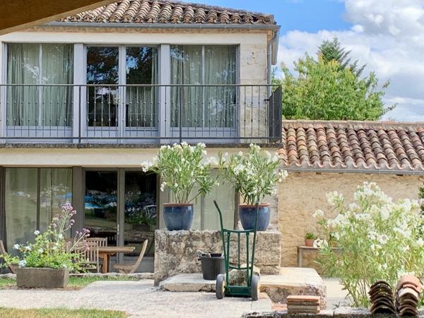 Saint-Clar (32380) MAISON ANCIENNE EN PIERRE RÉCEMMENT RÉNOVÉE, AVEC MAISON D’AMIS, PISCINE ET JARDIN CLÔTURÉ, SUR PRÈS DE 8 000