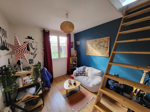 Maison de 4 pièces ,3 chambres et mezzanines