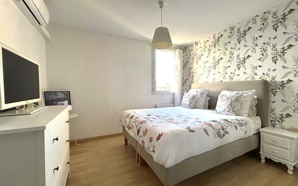 Appartement à vendre    4 pièces • 84,88 m2 Marseille 9