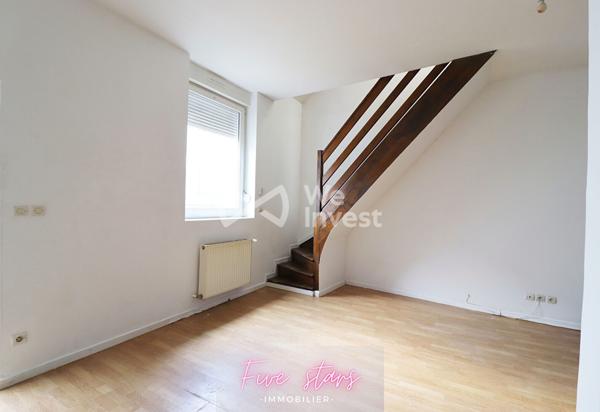 immeuble 4 appartements libres et une maison