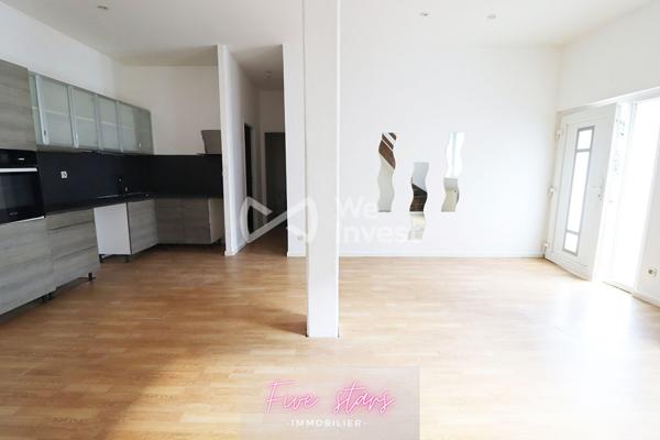 immeuble 4 appartements libres et une maison