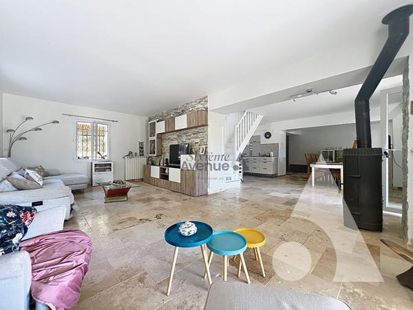 Maison 10 pièces 251 m2