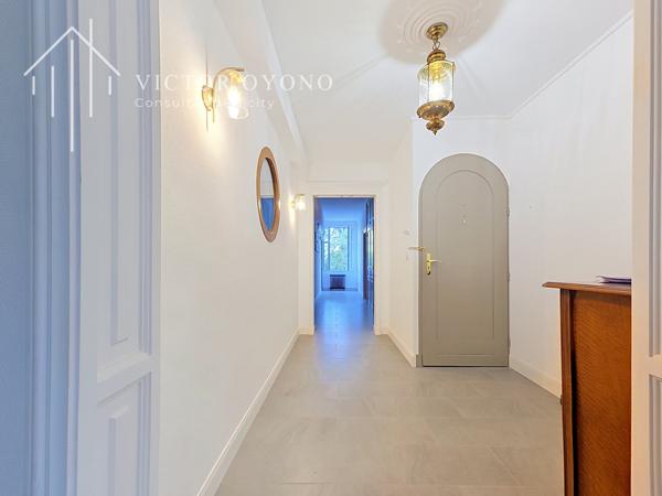 Appartement
         5 pièces
        - 132 m² 267 000 € *