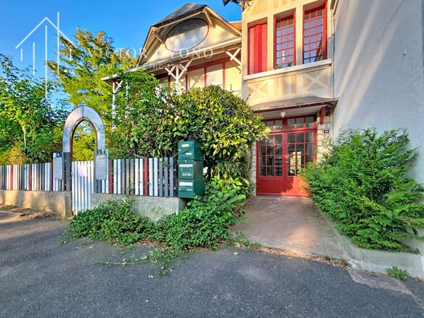 Appartement
         5 pièces
        - 132 m² 267 000 € *