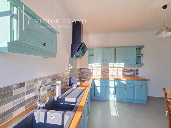 Appartement
         5 pièces
        - 132 m² 267 000 € *