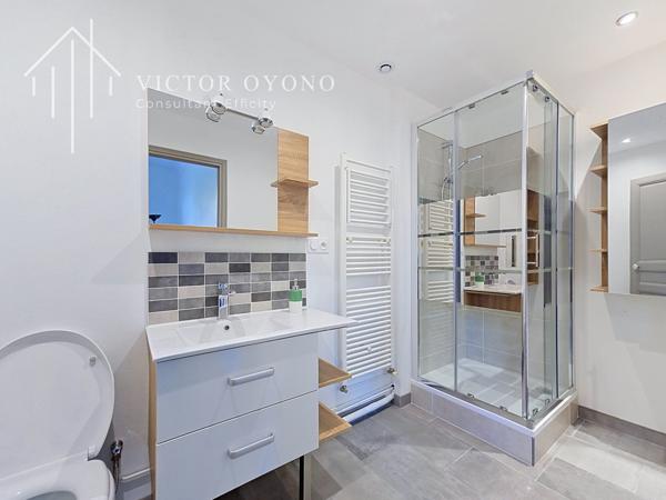 Appartement
         5 pièces
        - 132 m² 267 000 € *