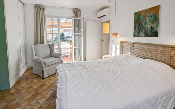 Appartement à louer    2 pièces • 74,60 m2 Cannes