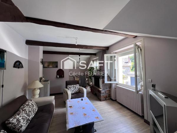 Immeuble de rapport proche des commodités