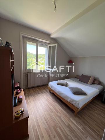 Immeuble de rapport proche des commodités