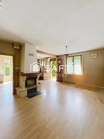 Immeuble de rapport proche des commodités