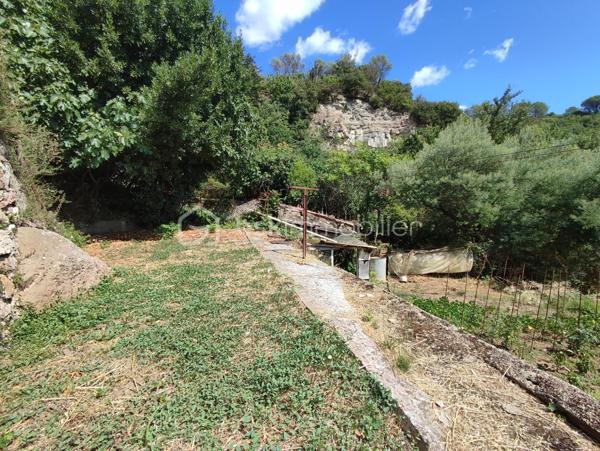 Immeuble mixte de 180 m²