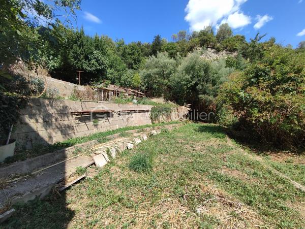 Immeuble mixte de 180 m²