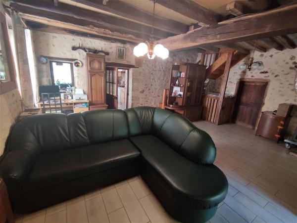 Charmante Maison en pierres avec dépendances