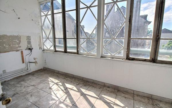 Appartement à vendre    2 pièces •  Oloron-Sainte-Marie