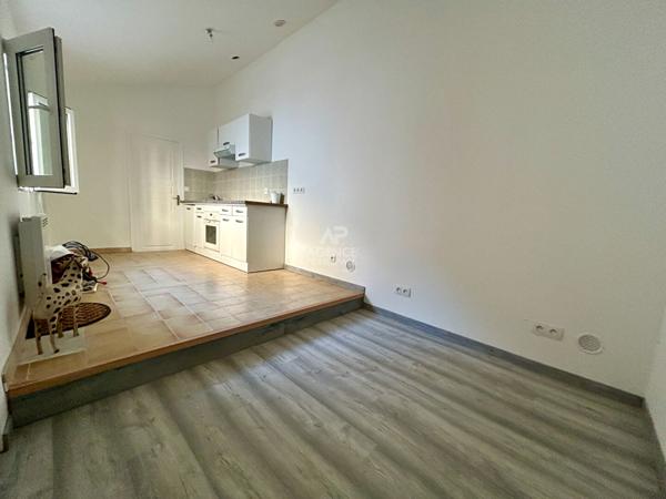 Maison Poissy 2 pièce(s) 31 m2 175 000 € ** - Référence 8619