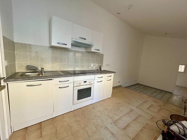 Maison Poissy 2 pièce(s) 31 m2 175 000 € ** - Référence 8619