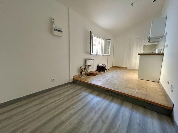 Maison Poissy 2 pièce(s) 31 m2 175 000 € ** - Référence 8619