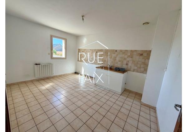 79200 Parthenay Appartement T3 à louer au coeur de Parthenay