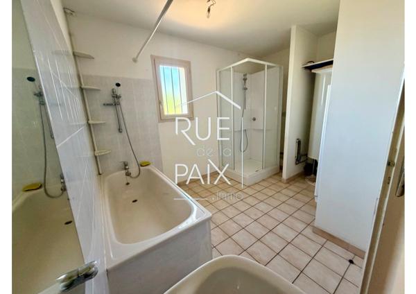 79200 Parthenay Appartement T3 à louer au coeur de Parthenay