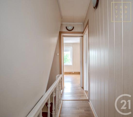 Maison à vendre  6 pièces - 102,74 m 2   HAUTMONT  - 59