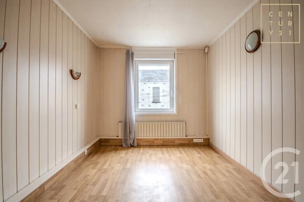 Maison à vendre  6 pièces - 102,74 m 2   HAUTMONT  - 59