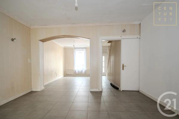 Maison à vendre  6 pièces - 102,74 m 2   HAUTMONT  - 59