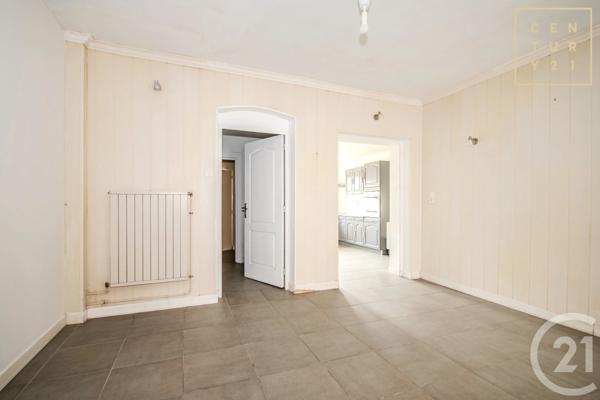 Maison à vendre  6 pièces - 102,74 m 2   HAUTMONT  - 59