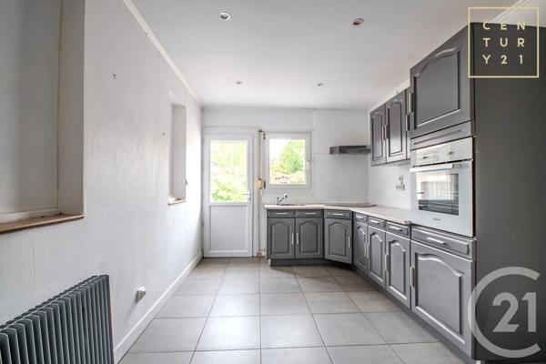 Maison à vendre  6 pièces - 102,74 m 2   HAUTMONT  - 59