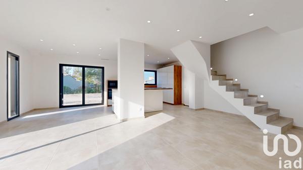 Maison à vendre 5 pièces 108 m² Eyguières