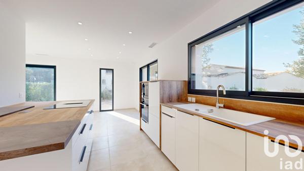 Maison à vendre 5 pièces 108 m² Eyguières