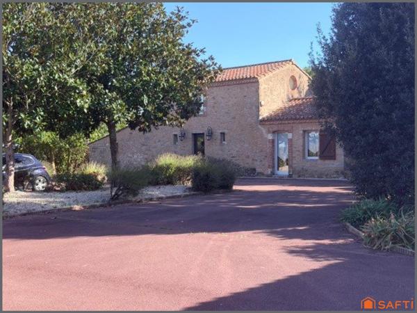DOMAINE D EXCEPTION, UN ECRIN DE PIERRE ET DE VERDURE A 5 MINUTES DES PLAGES VENDEENNES