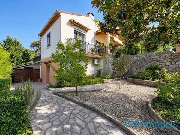 EXCLUSIVITÉ - BÉDARIEUX - Sur les hauteurs : sur un terrain arboré de 1 795 m², Maison T5 totalisant 182 m², garage