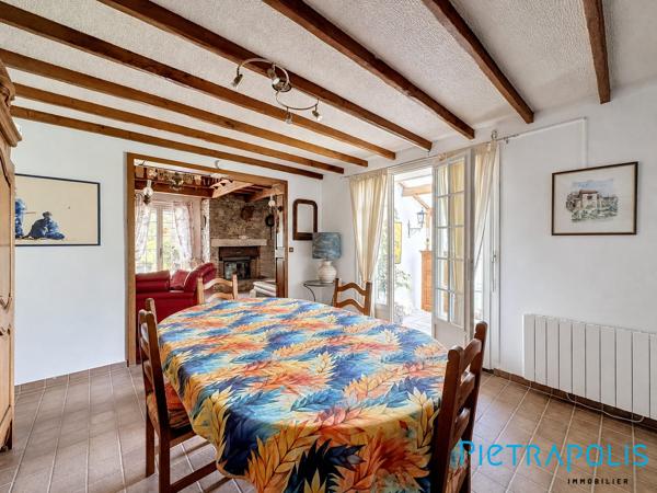 EXCLUSIVITÉ - BÉDARIEUX - Sur les hauteurs : sur un terrain arboré de 1 795 m², Maison T5 totalisant 182 m², garage